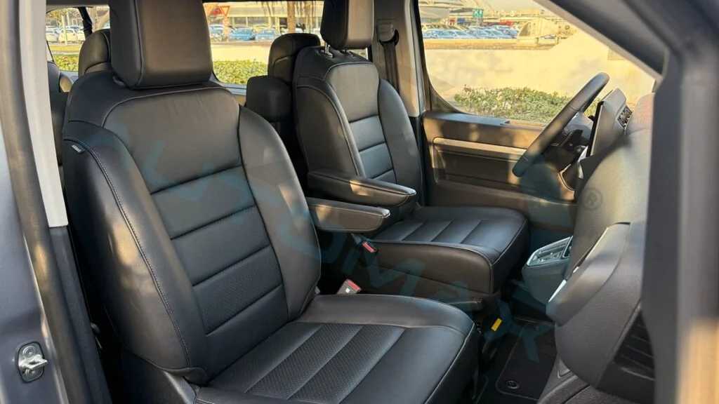 Minibus Citroen 2026