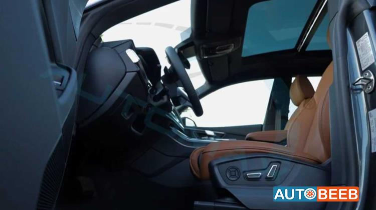 Audi Q8 2025