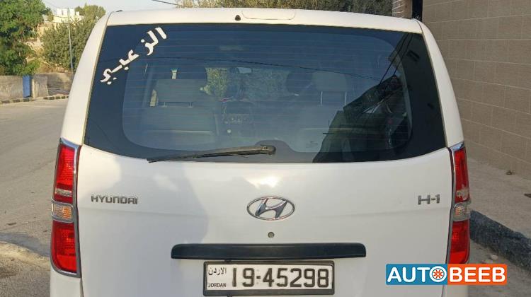 ميني باص هيونداي 2015