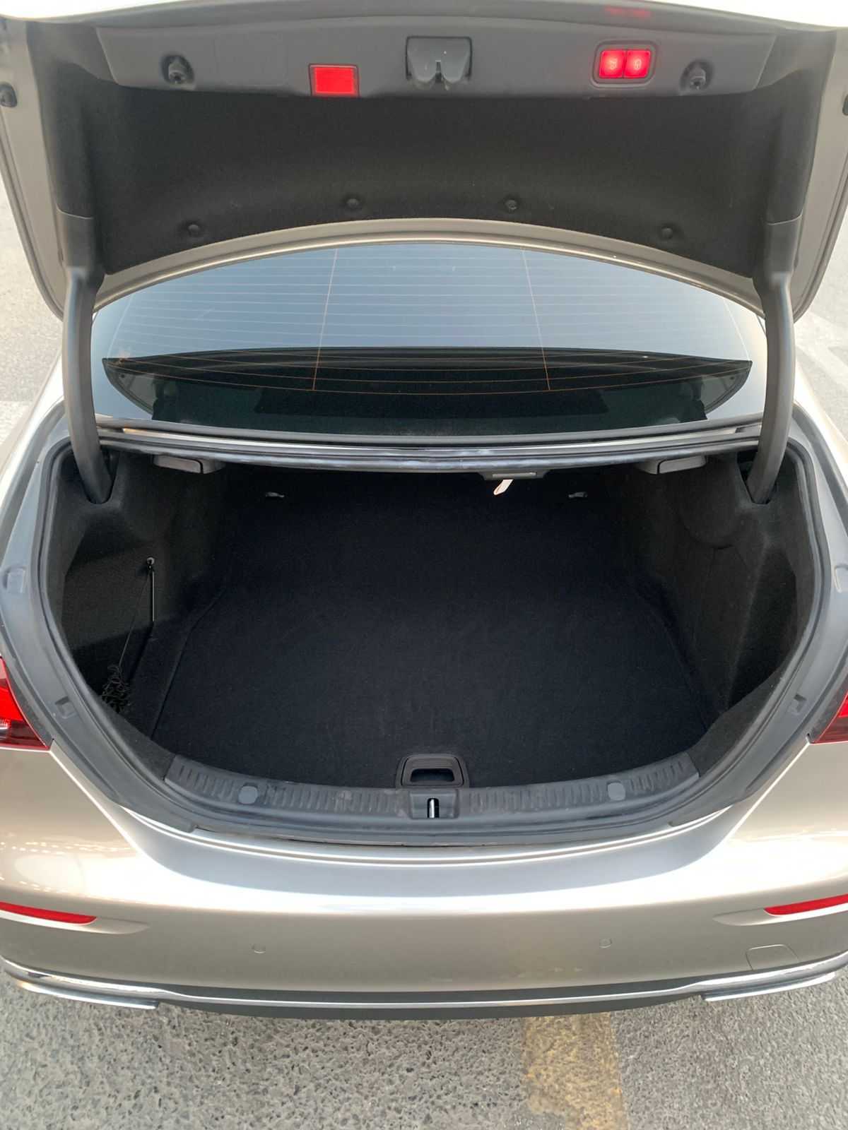 مرسيدس بنز E250 2022