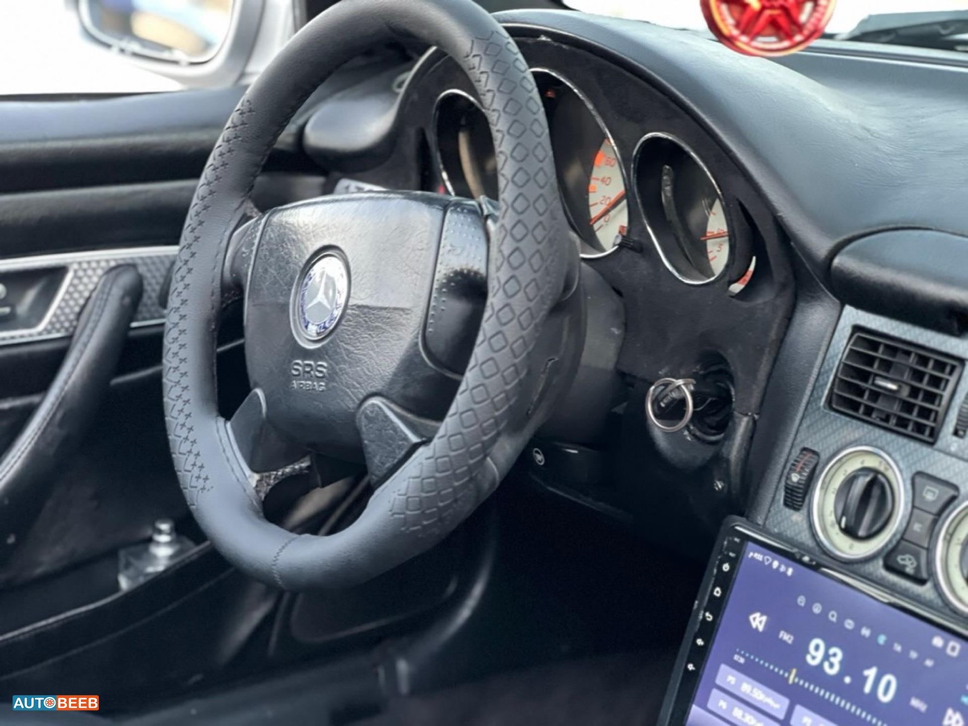 Mercedes Benz SLK320 1998