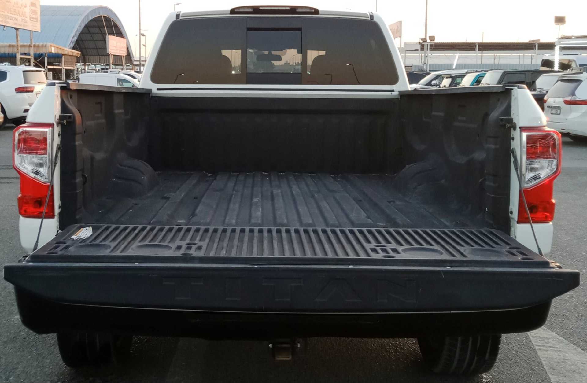 نيسان تايتن 2017