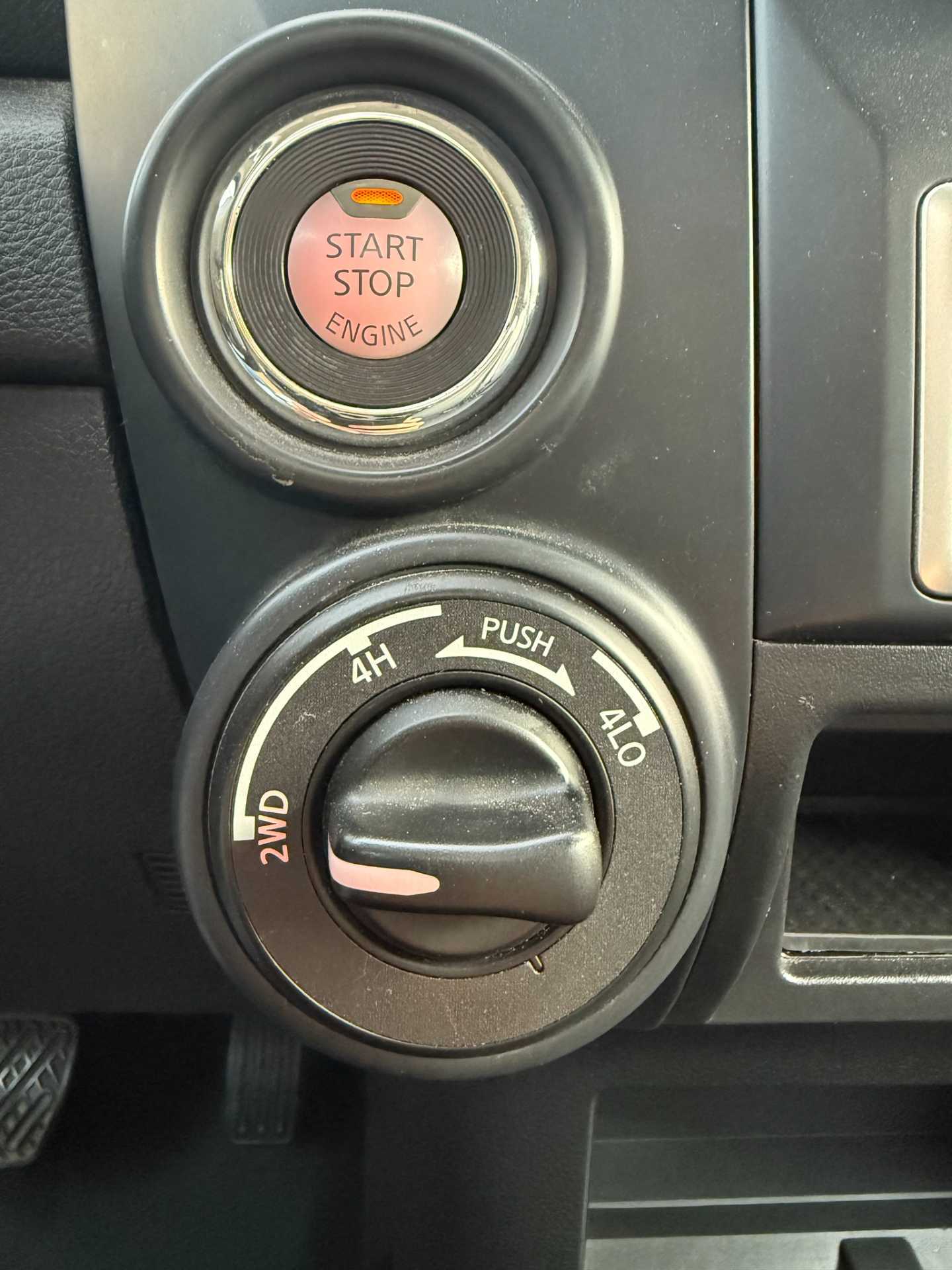 نيسان تايتن 2017