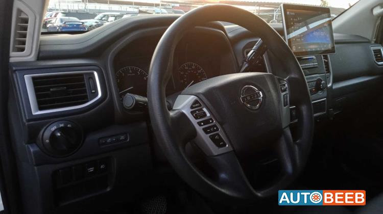 نيسان تايتن 2017