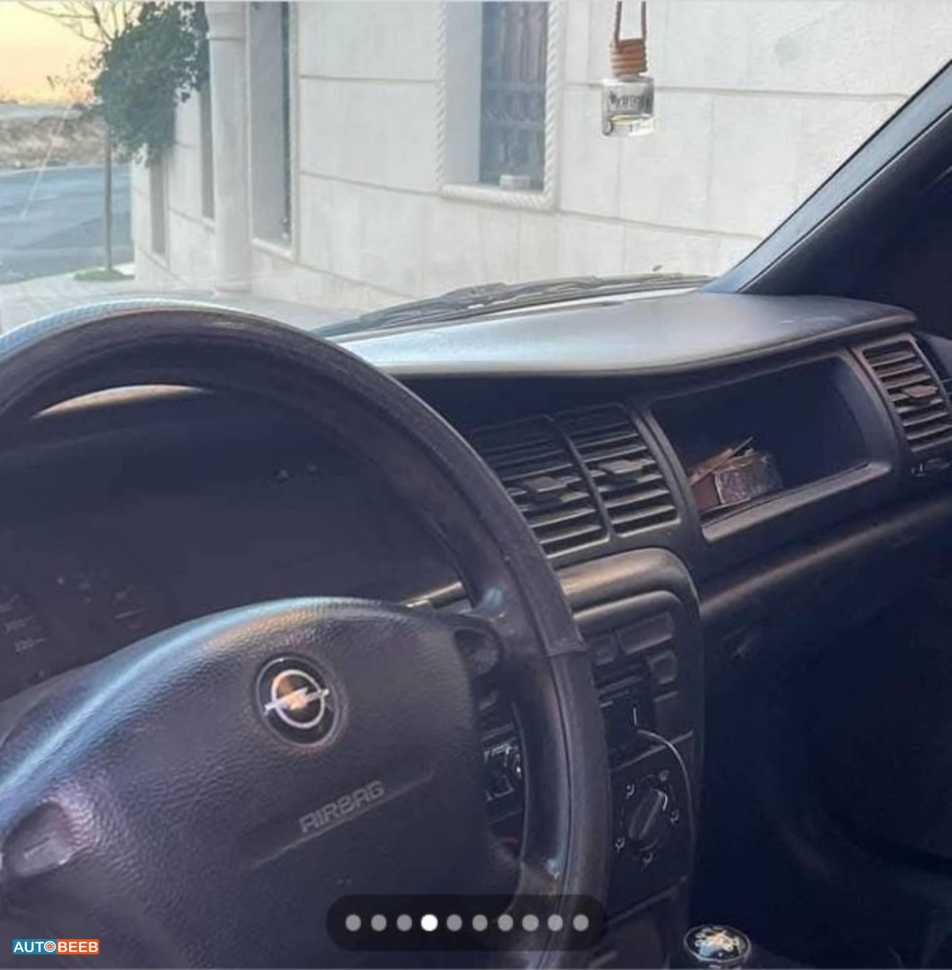 اوبل فيكترا 1997