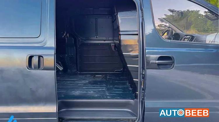 Minivan Hyundai 2019