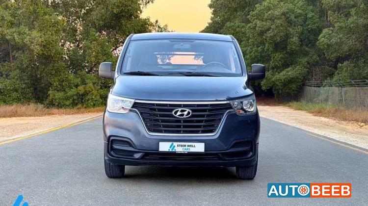 Minivan Hyundai 2019
