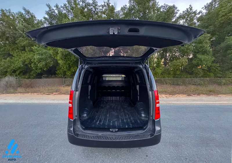 Minivan Hyundai 2019