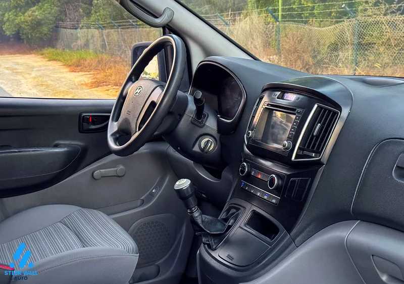 Minivan Hyundai 2019