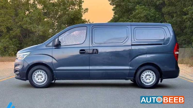 Minivan Hyundai 2019