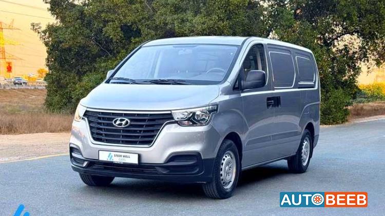 Minivan Hyundai 2020