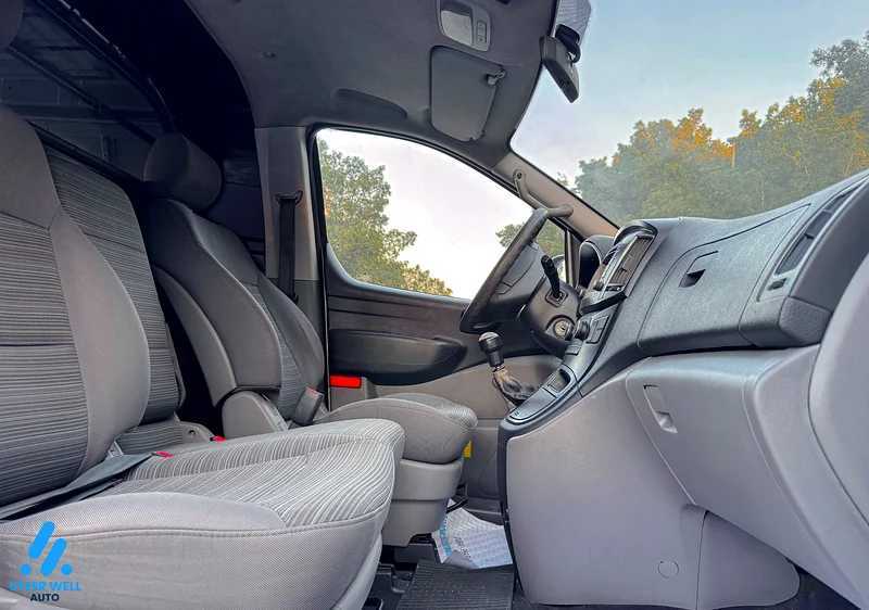 Minivan Hyundai 2020