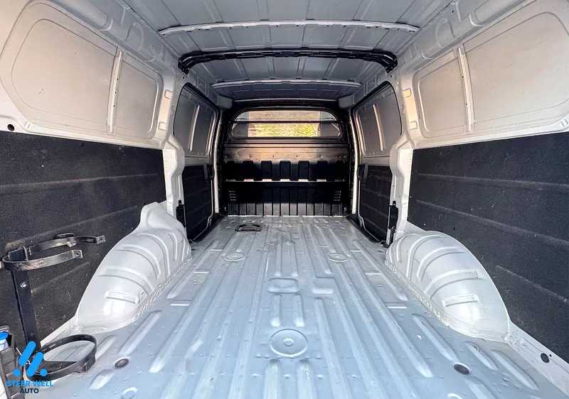 Minivan Hyundai 2020