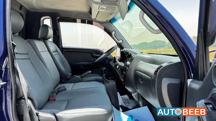 كيا بنجو 2011