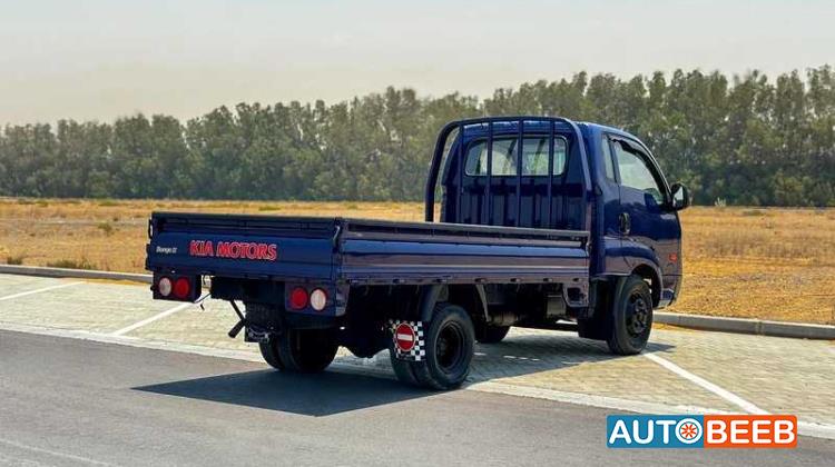 كيا بنجو 2011