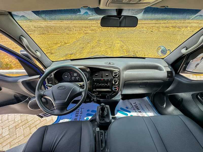 كيا بنجو 2011