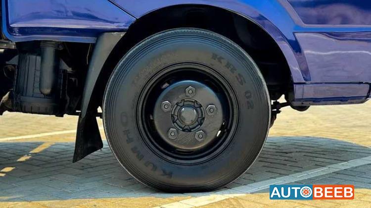 كيا بنجو 2011