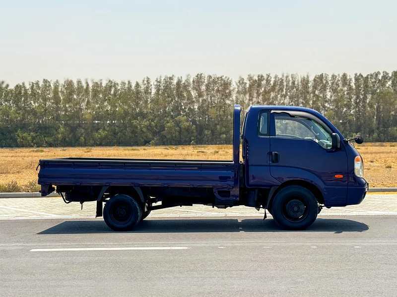 كيا بنجو 2011