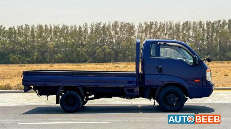 كيا بنجو 2011