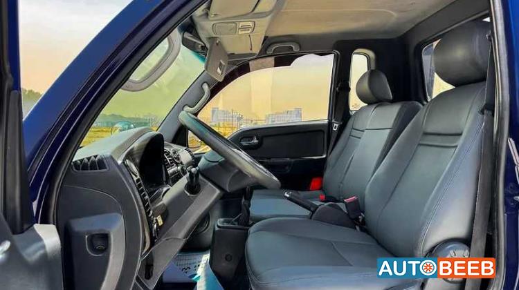 كيا بنجو 2011