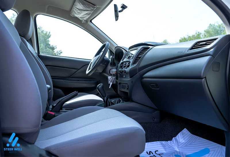 Mitsubishi L200 2023