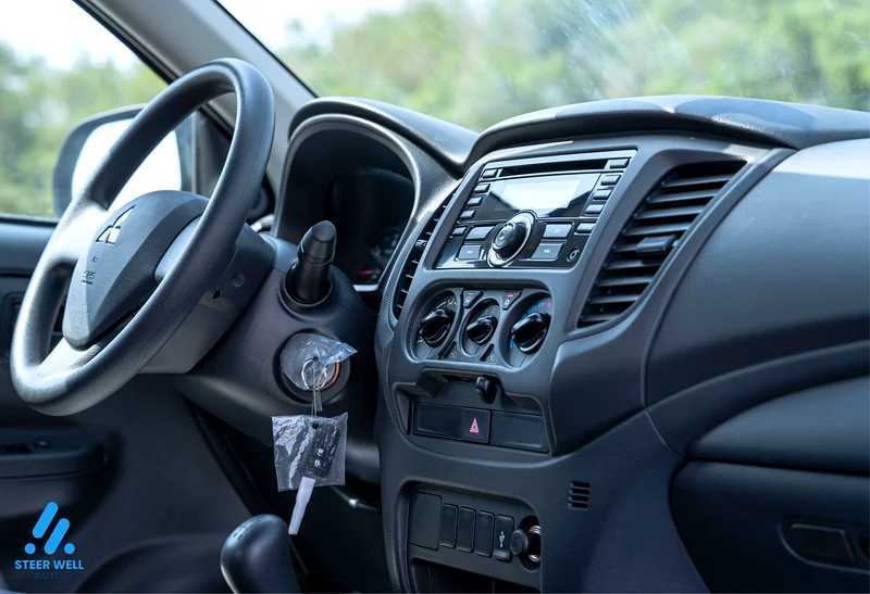 Mitsubishi L200 2023