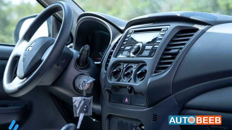Mitsubishi L200 2023