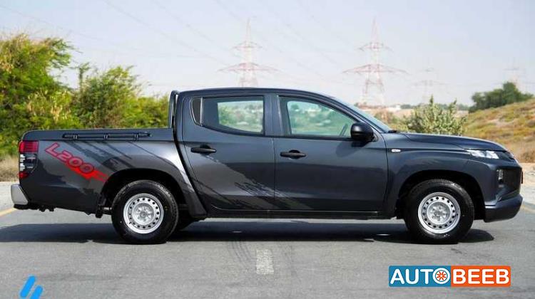 Mitsubishi L200 2023