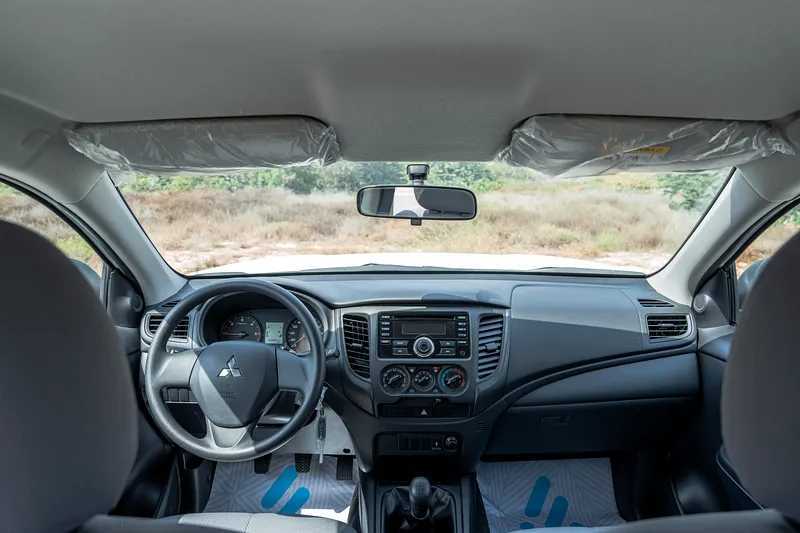 Mitsubishi L200 2023