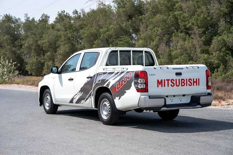 Mitsubishi L200 2023