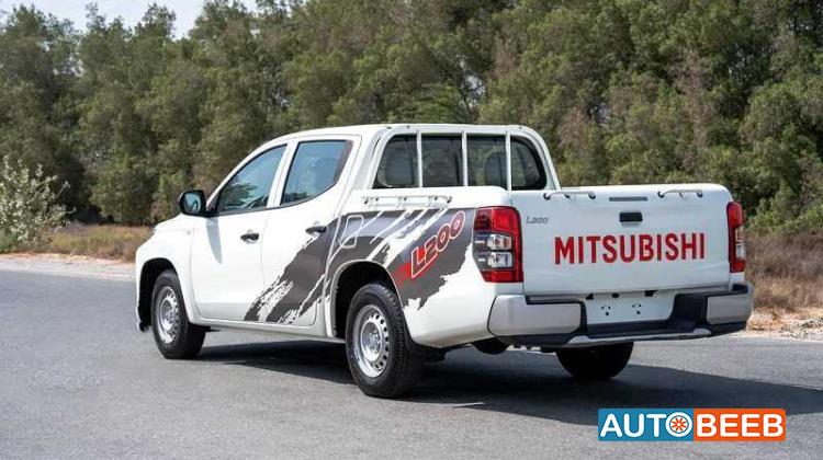 Mitsubishi L200 2023