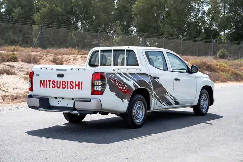 Mitsubishi L200 2023