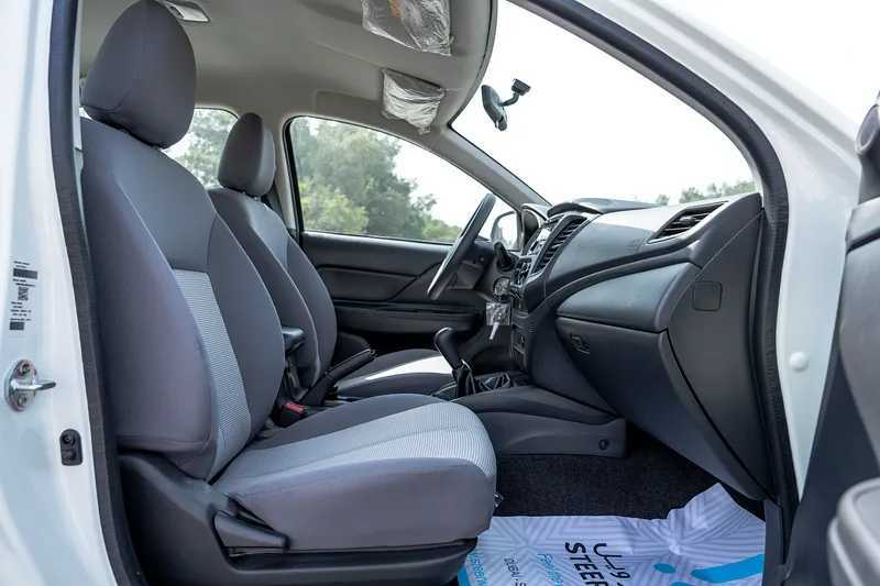 Mitsubishi L200 2023