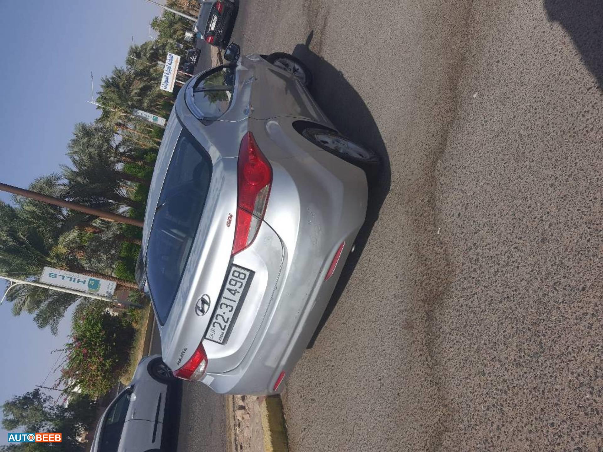 هيونداي افانتي 2014