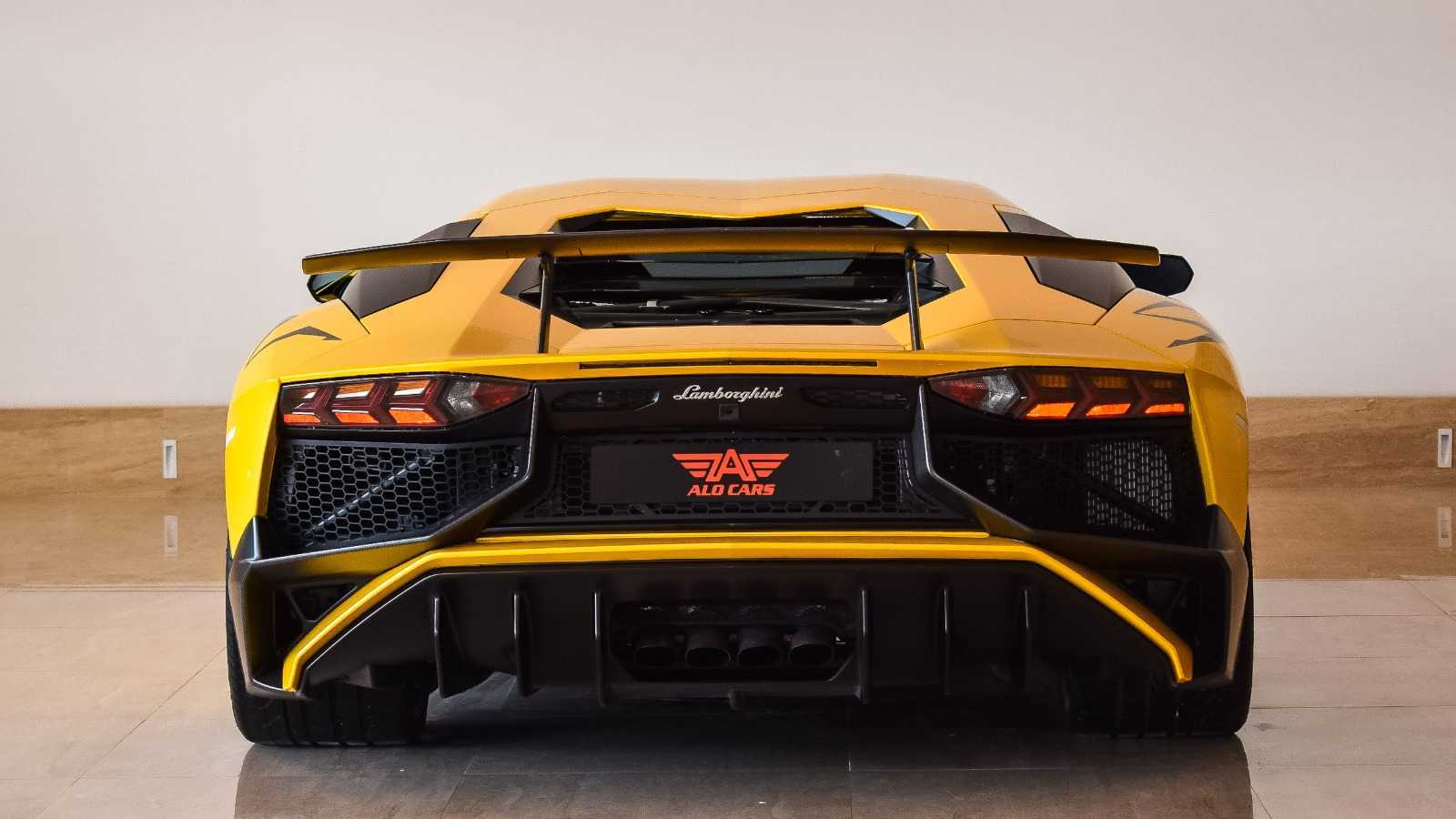 Lamborghini Aventador 2016