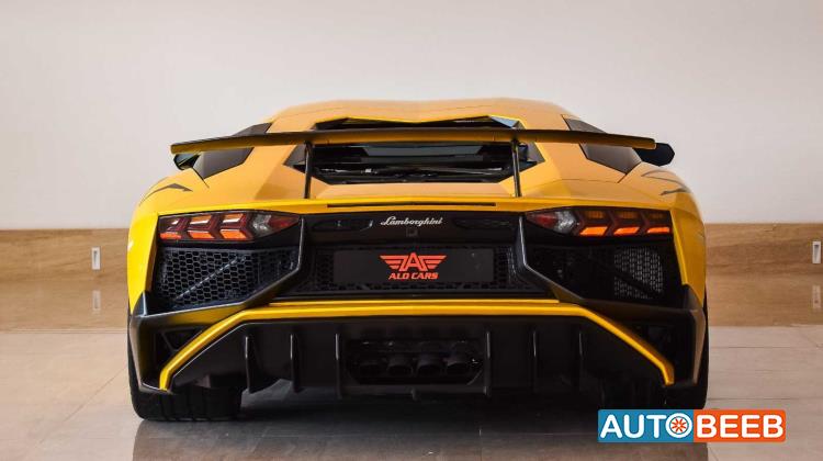 Lamborghini Aventador 2016