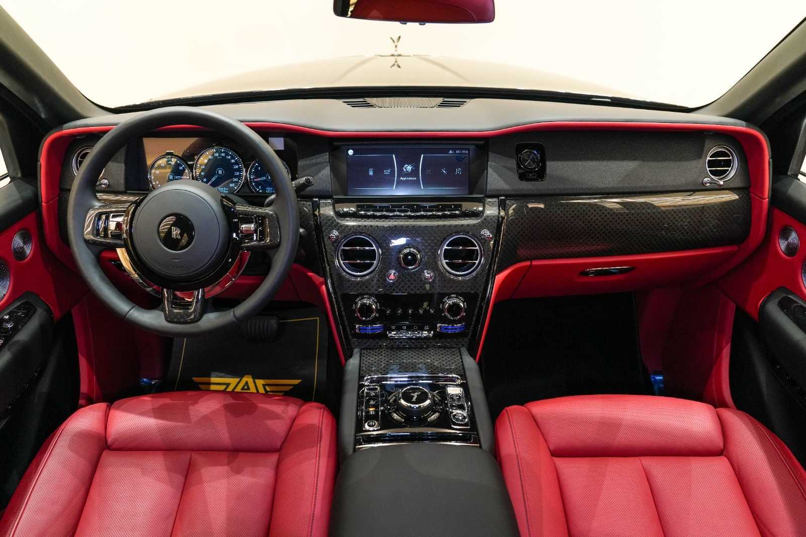 رولزرويس كولينان 2023