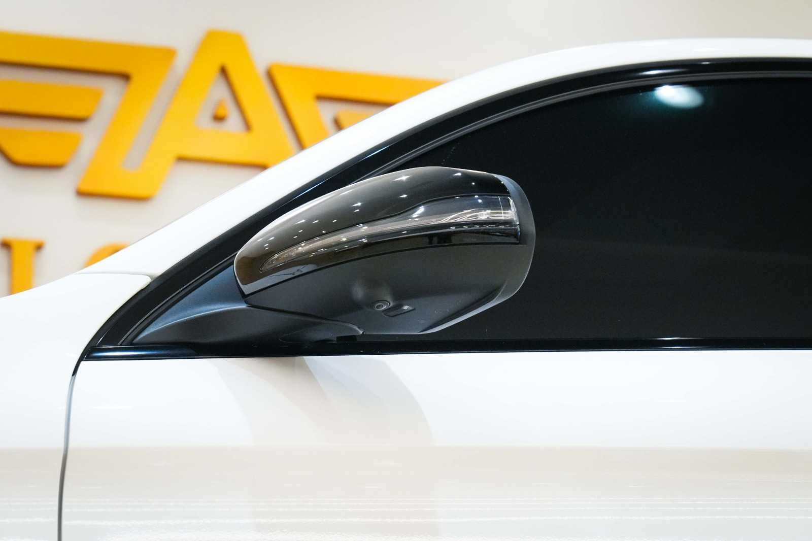 مرسيدس بنز GLC300 2023