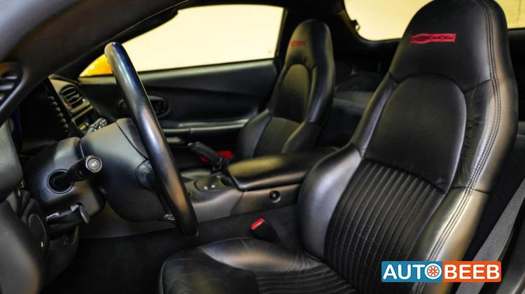 شيفروليه كورفيت 2003