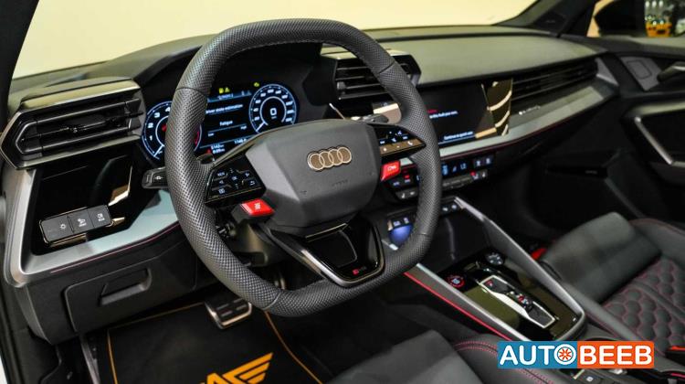 Audi RS3 2025