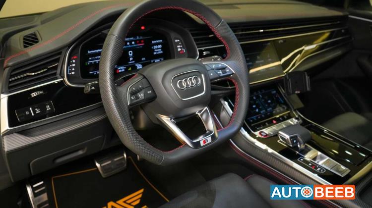 Audi Q8 2024
