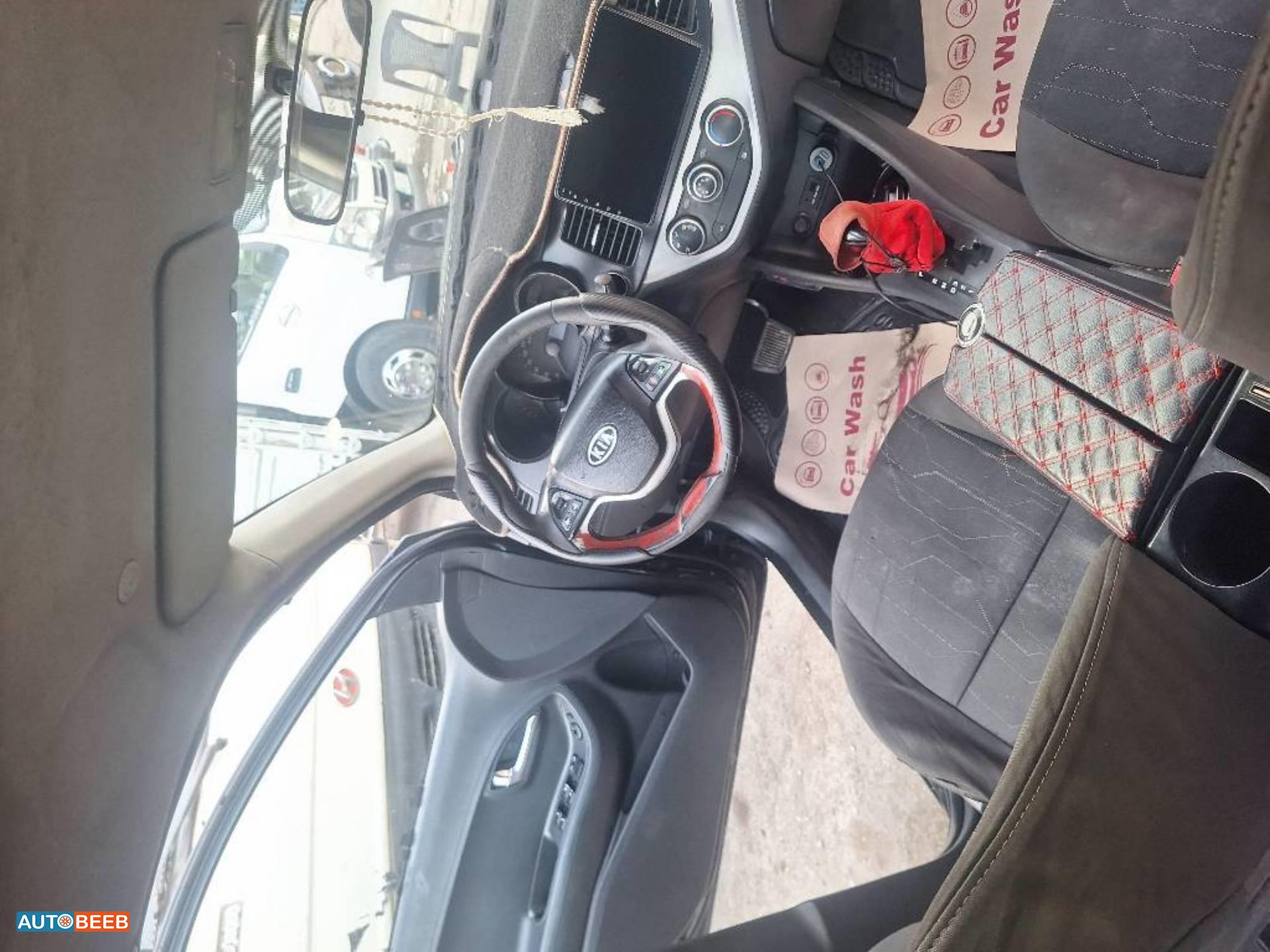 كيا بيكانتو 2012