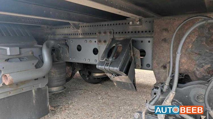 Box Mercedes Benz 2016