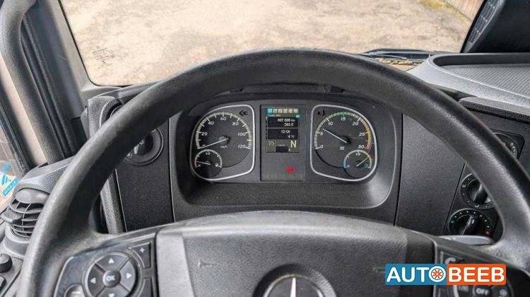 Box Mercedes Benz 2016