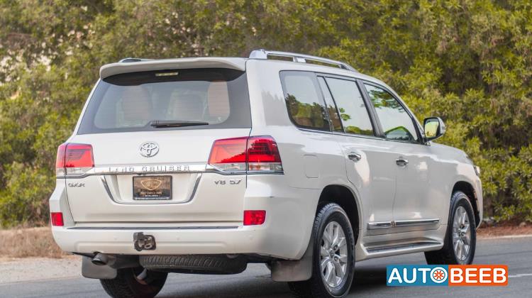 Toyota Land Cruiser 2016