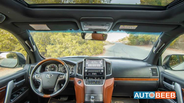 Toyota Land Cruiser 2016