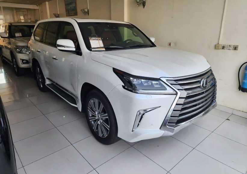 Lexus LX570 2017