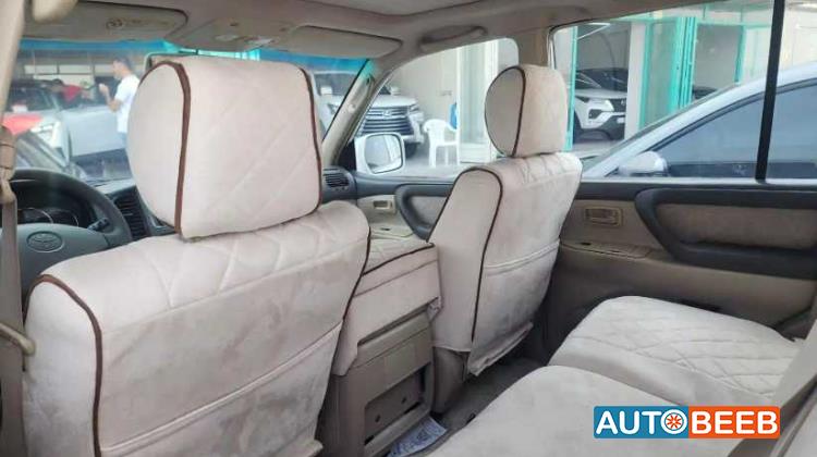 تويوتا لاندكروزر 2005