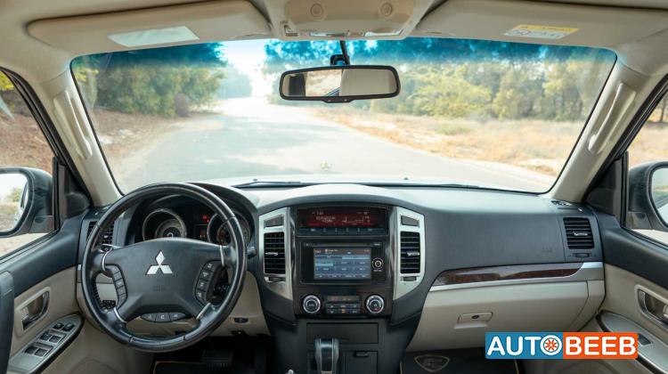 ميتسوبيشي باجيرو 2022