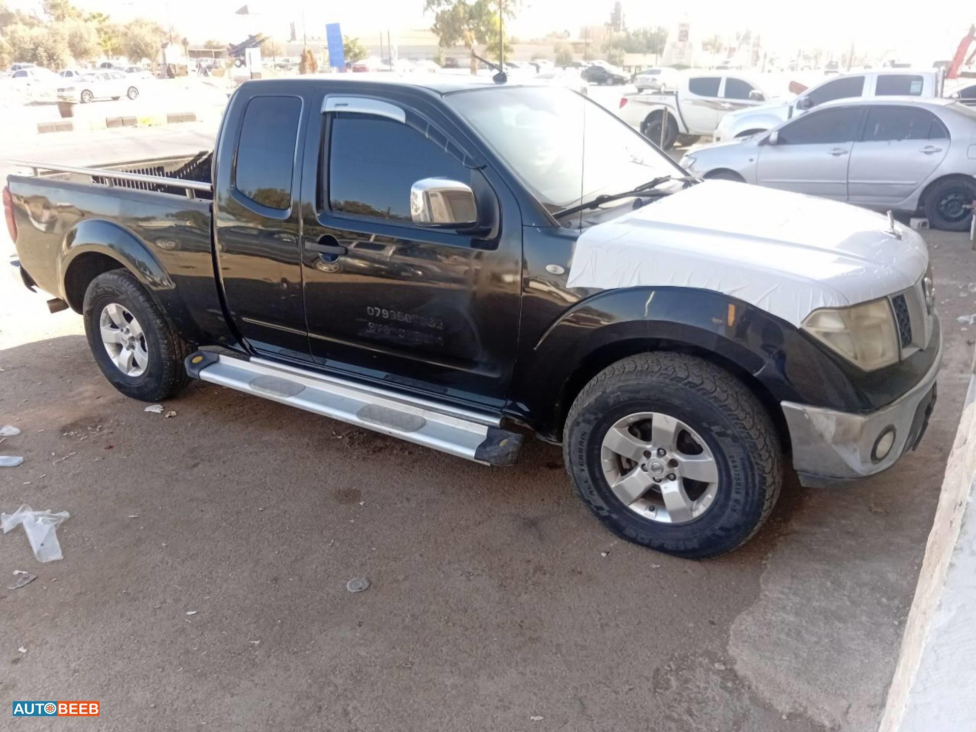 نيسان باثفايندر 2010